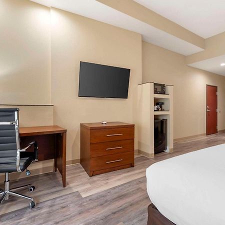 Comfort Suites Monaca Ngoại thất bức ảnh