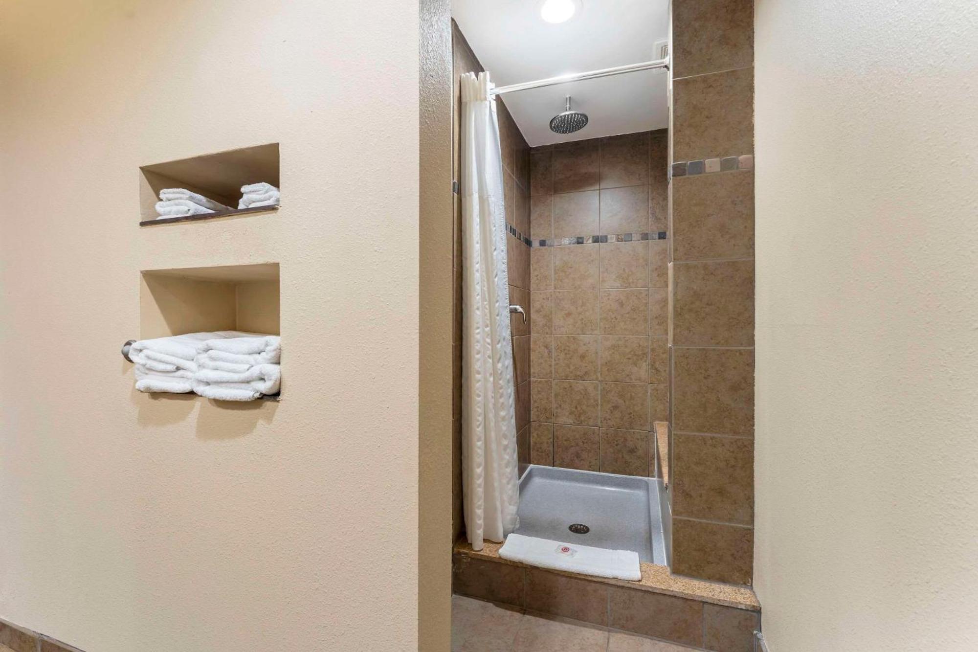 Comfort Suites Monaca Ngoại thất bức ảnh